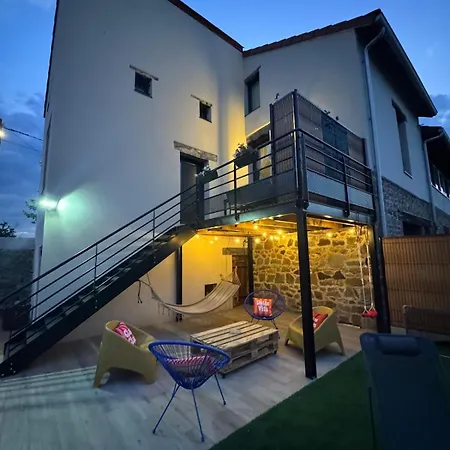 Les Voussettes Ferienhaus